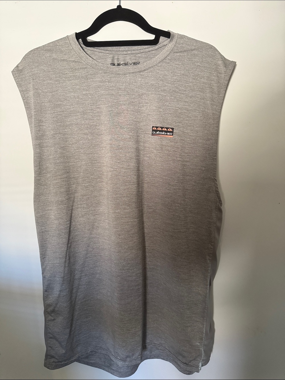 Quiksilver Men’s Gray Sleeveless Crew Tank with Chest Badge
